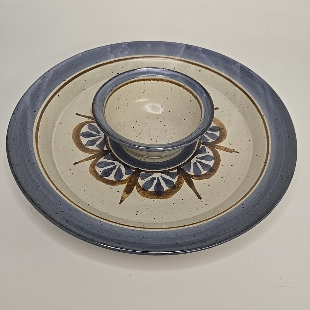 Handmade Stoneware Pottery‎ Serving Platter with Chip and Dip Artist Signed